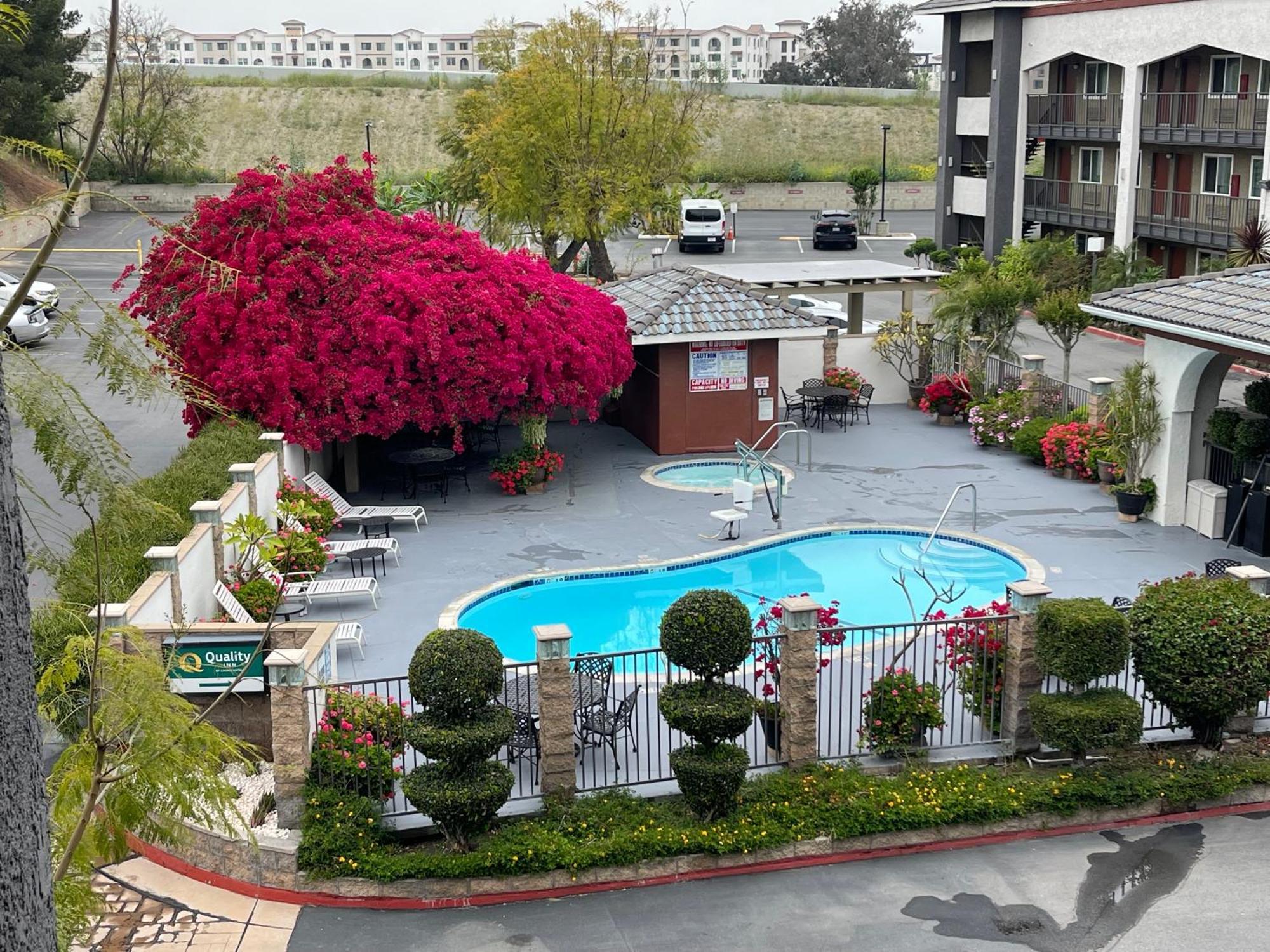 Quality Inn Ontario Airport Convention Center Ngoại thất bức ảnh