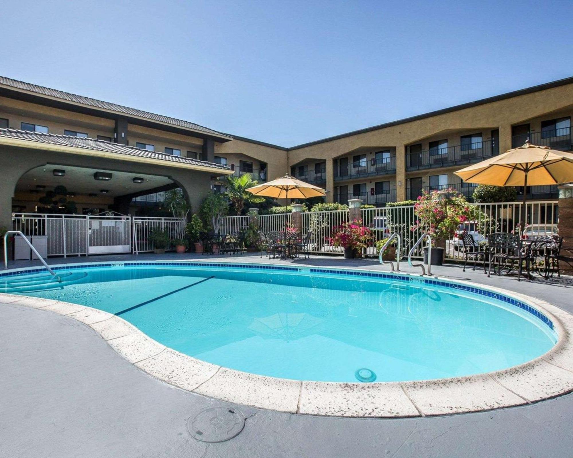Quality Inn Ontario Airport Convention Center Ngoại thất bức ảnh