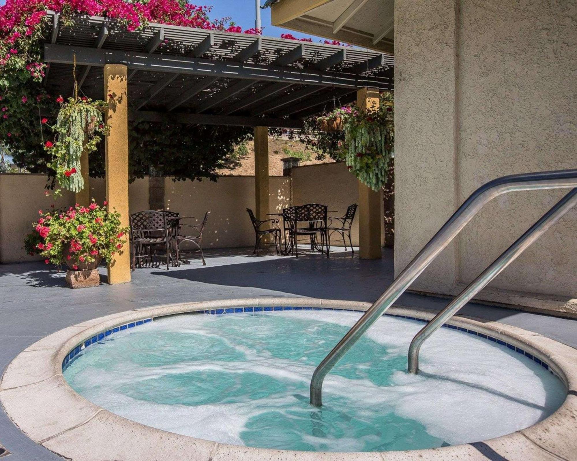 Quality Inn Ontario Airport Convention Center Ngoại thất bức ảnh