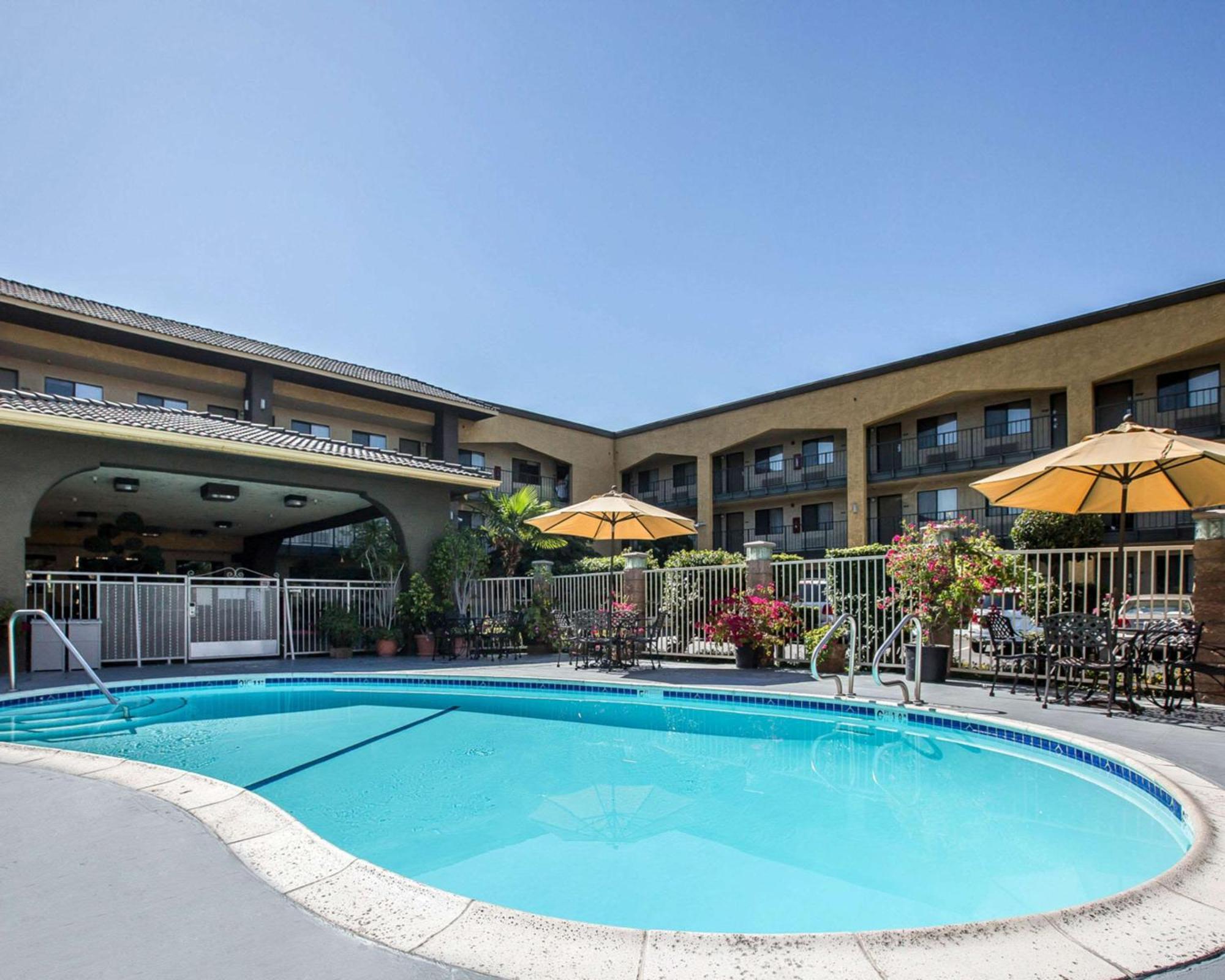 Quality Inn Ontario Airport Convention Center Ngoại thất bức ảnh